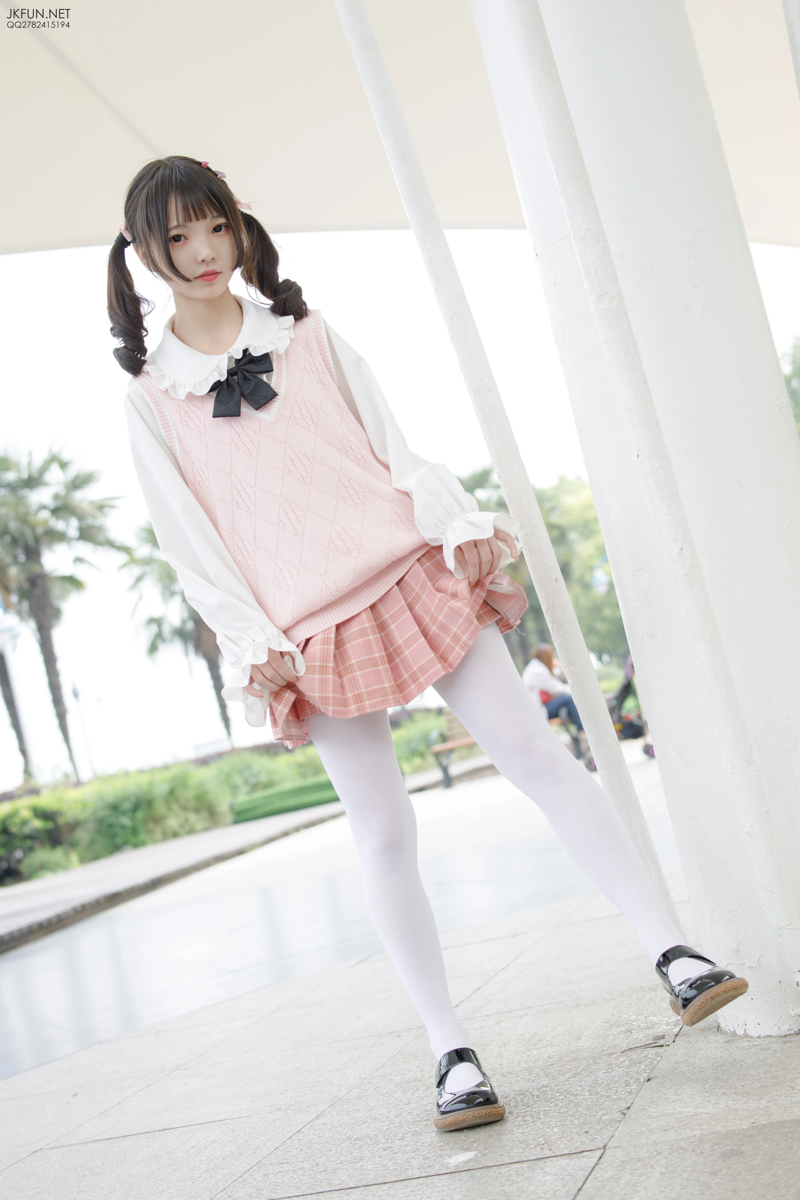 森萝财团 [JKFUN-007] 默陌 80D白丝 [126P 1V]插图6